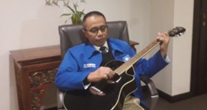 Dradjad Wibowo Main Gitar